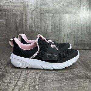 Under Armour Youth size 5/Women's size 6.5 Black Pink Flash Shoes